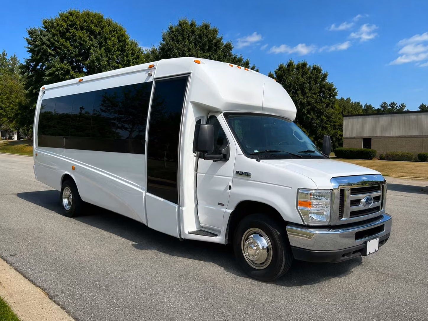 18 passenger minibus