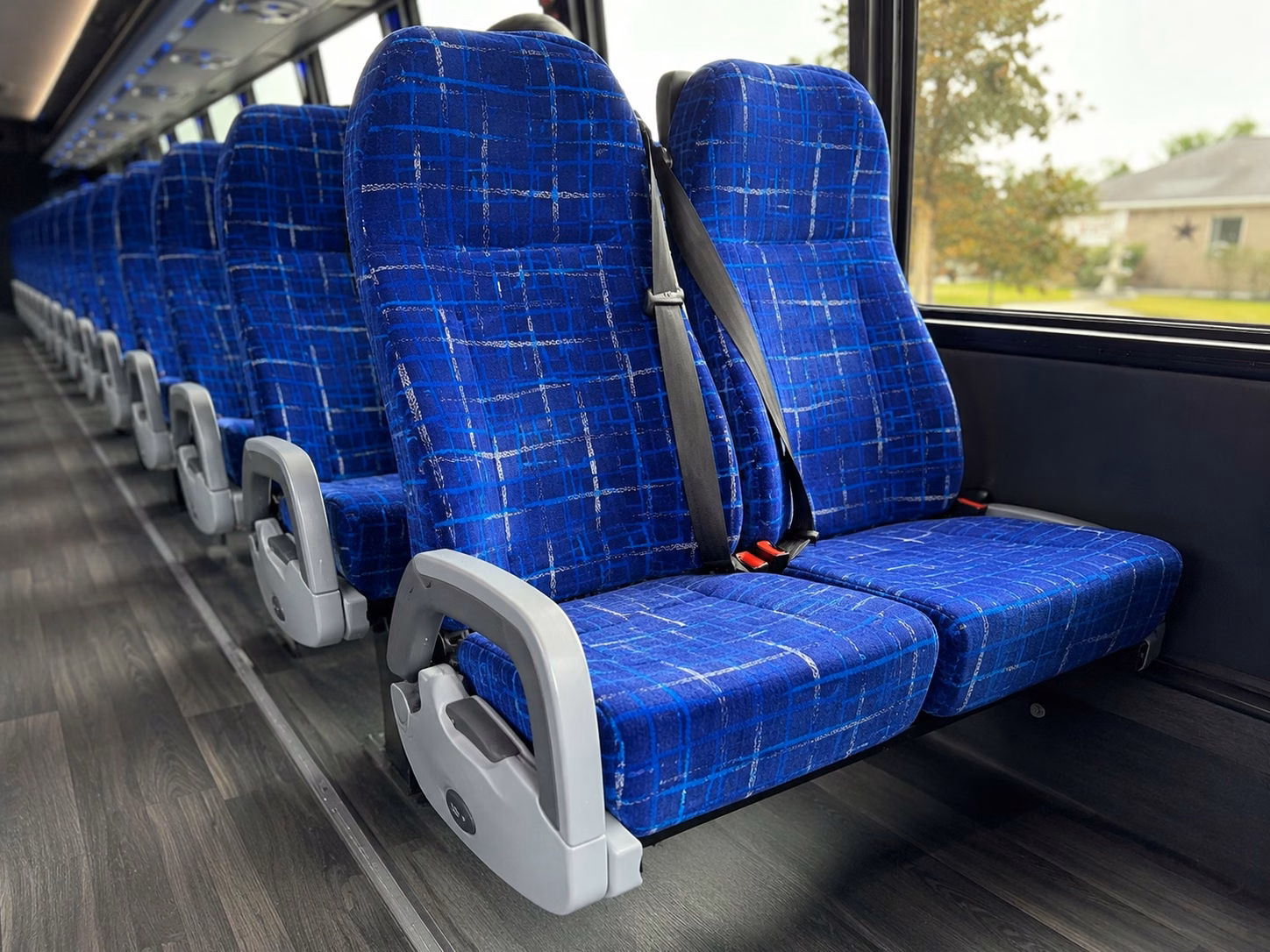 charter bus rentals to angel stadium of anaheim for angels games