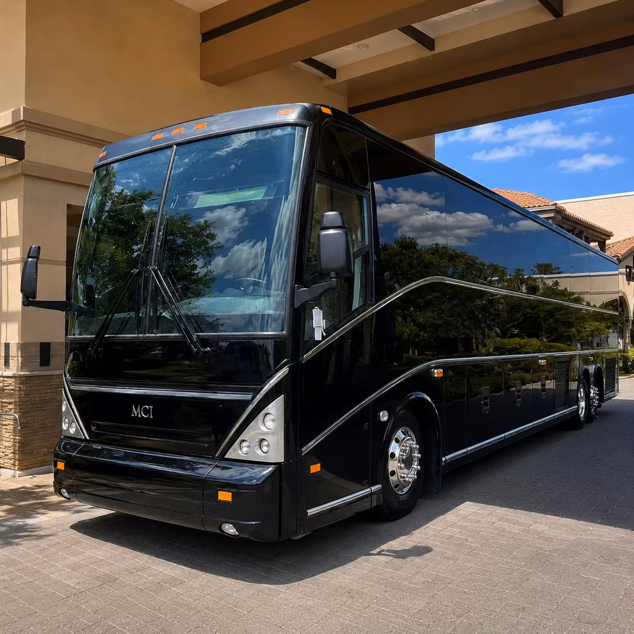 santa ana wedding shuttle bus rentals for your big day